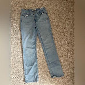 Levi’s Classic Straight